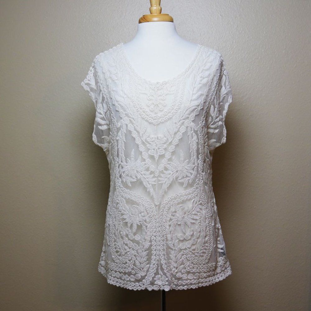 Knapp Studio Embroidered Lace Top